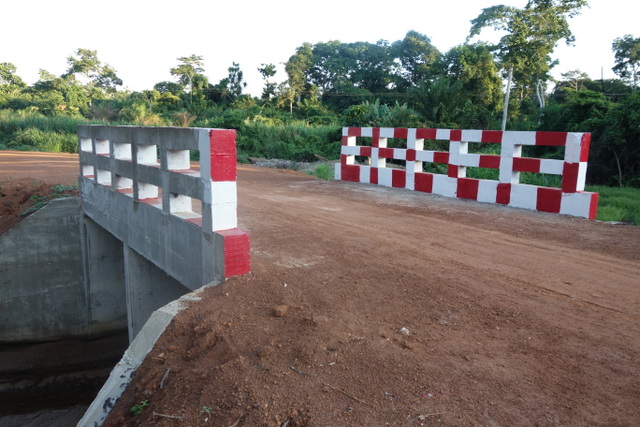 Route axe DALOT - Axe AMPOUNOU - GANKRO