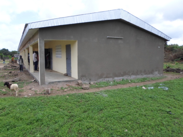 KOUADIOBANGO (SP Diamba) - 3 salles de classe + Bureau